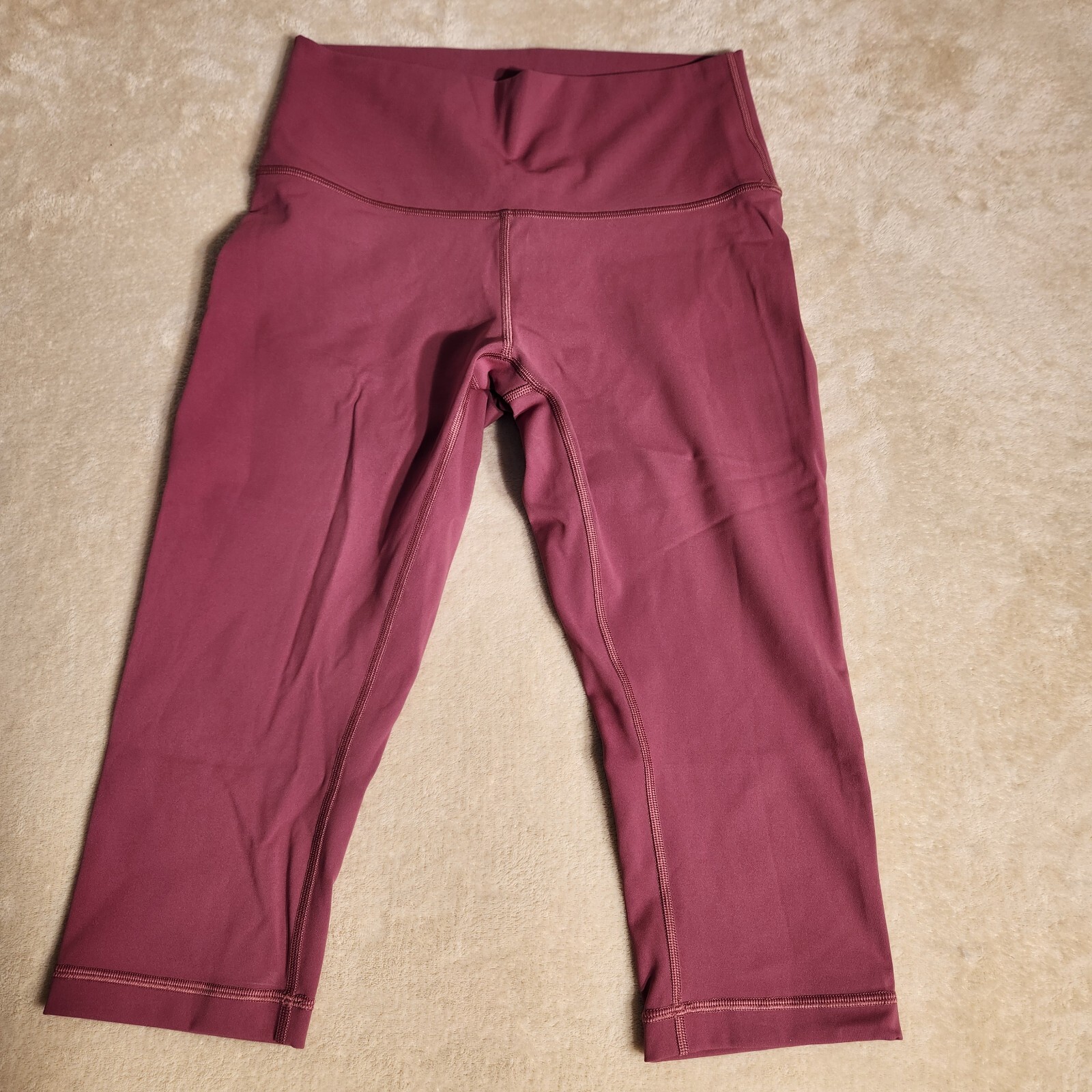 Lululemon HighRise Crop Leggings CA 35801 RN 106259 Women's Sz 8