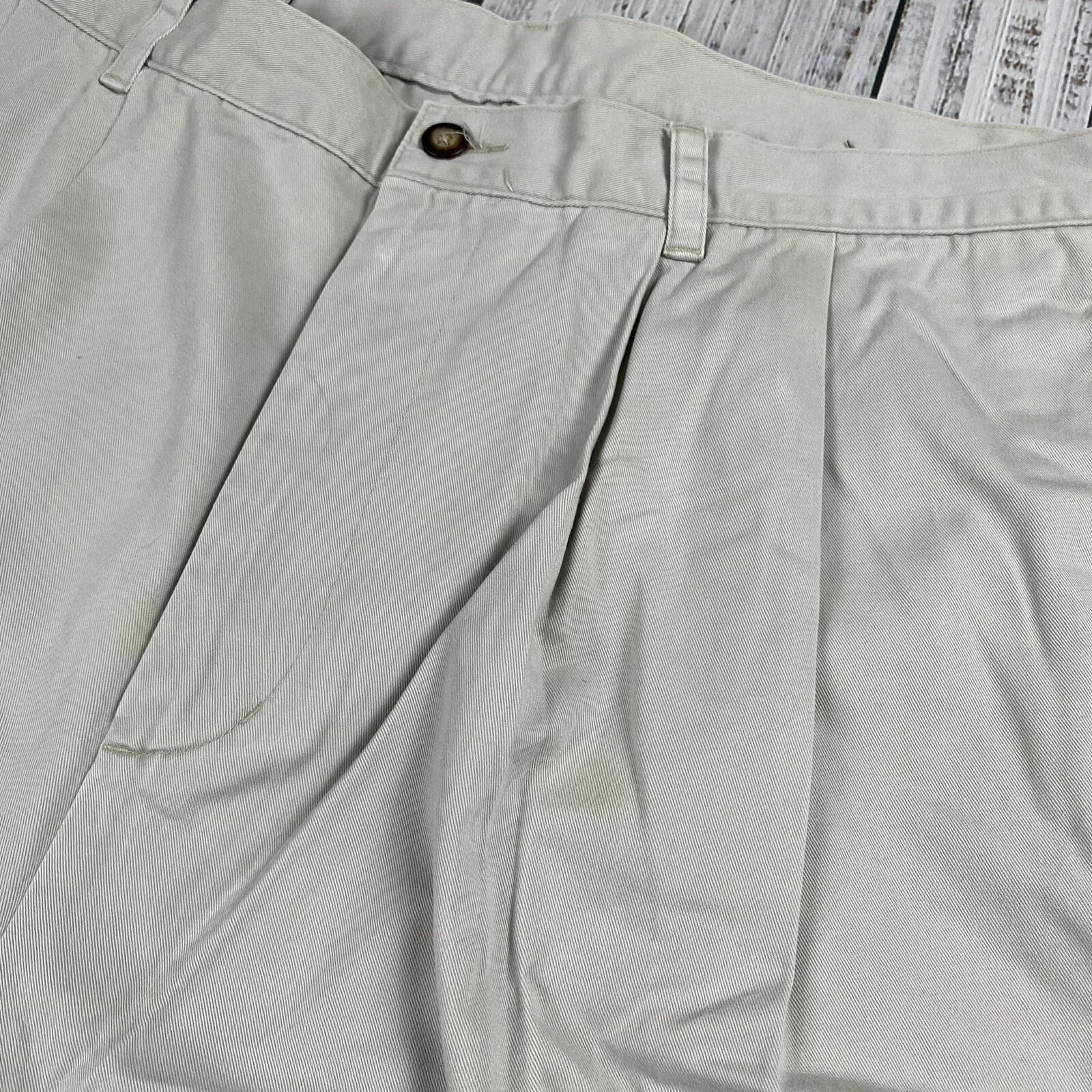 VTG CUTTER AND BUCK MENS STONE KHAKIS PLEATED SLACKS TROUSERS 38X34