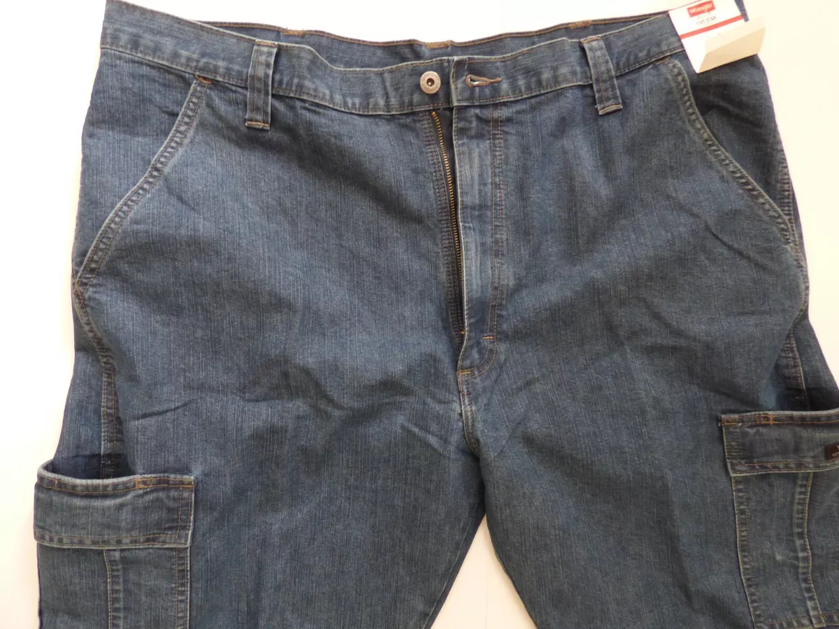 Wrangler Men s Cargo Jeans 6 Pocket Relaxed Fit 1070LGWDS