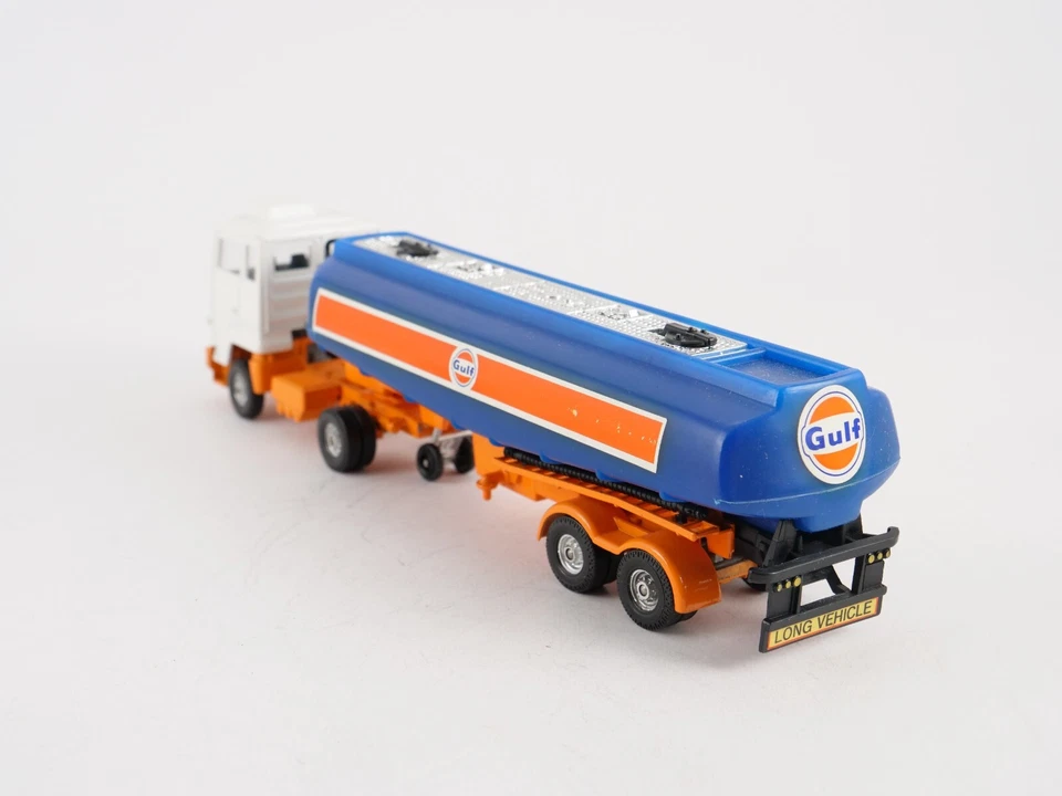 Corgi N° 1160 Camion Ford Cisterne GULF 1/43 - Immagine 4 di 4