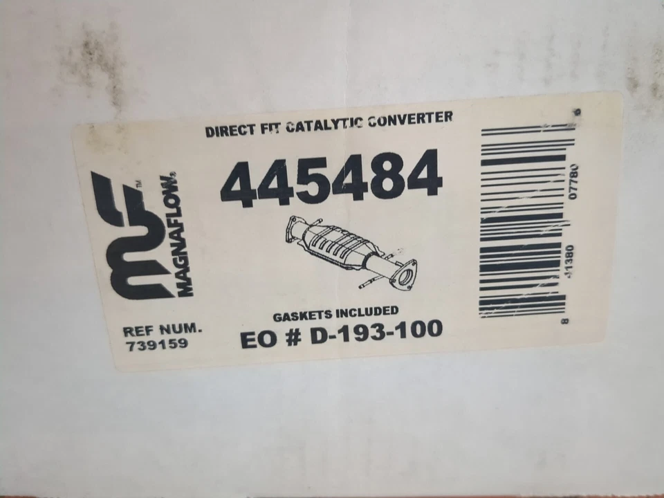MagnaFlow 445484 - Convertidor catalítico California ajuste directo PARA 96-97 Chevy/GMC Foto 2 de 2