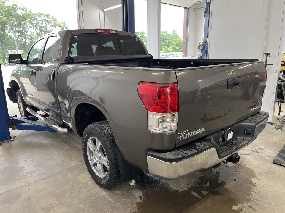 Medidor de velocímetro usado se adapta a: Toyota Tundra Cluster MPH 2011 8 cilindros con paquete de remolque Foto 3 de 4