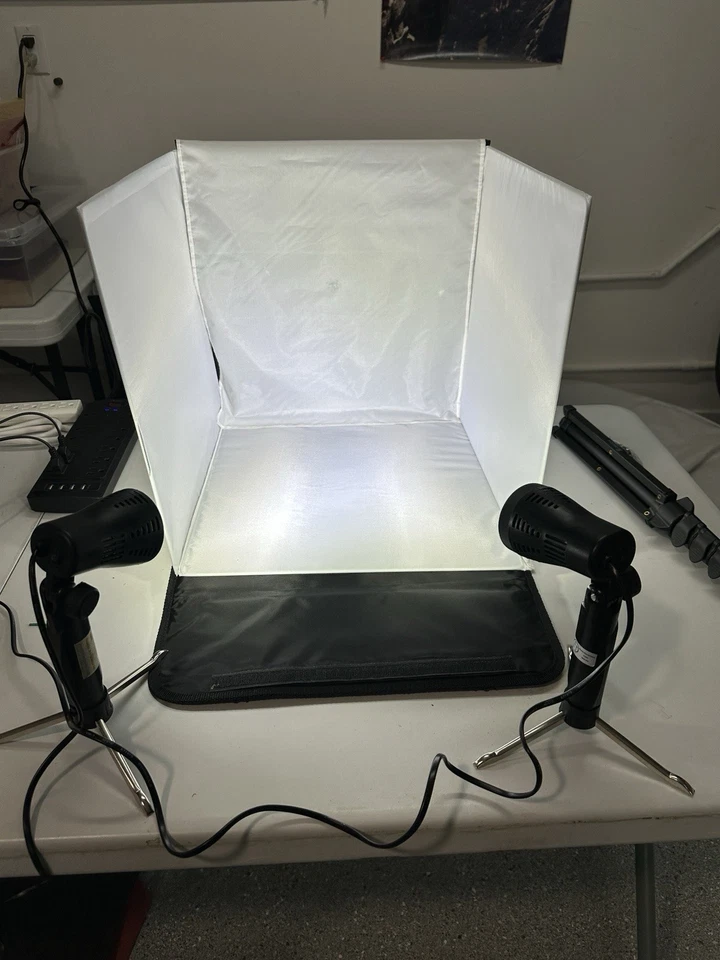 16” x 16” LimoStudio Table Top Photography Studio LED Light Box With 2 Lights - Image 3 of 4