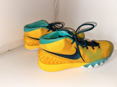 Size 13.5 - Nike Kyrie 1 Letterman
