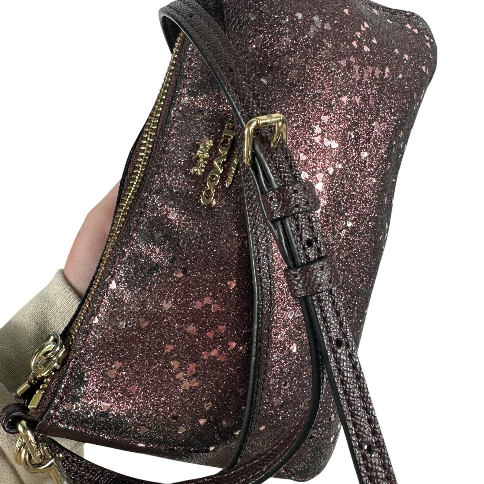 Borsa a tracolla Coach manico superiore con cuore glitter pelle incrociata