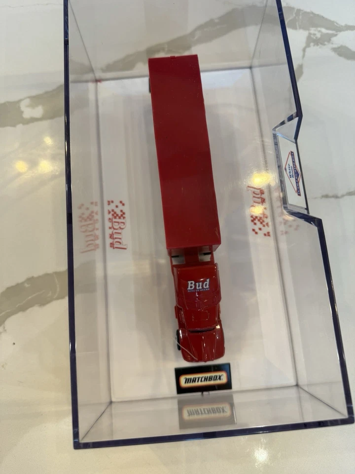 NEW VINTAGE Ken Schrader #25 Budweiser 1/64 Transporter In Display Case - Image 4 of 4