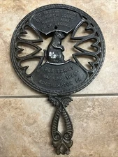 1956 GROUNDHOG LODGE Cast Iron Trivet NORTHAMPTON PA 1 of 900 Made In Boyertown