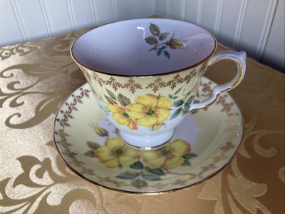 Queen Anne Bone China Teacup Saucer Set Yellow Rose Gold Rim & Edging Ridgeway