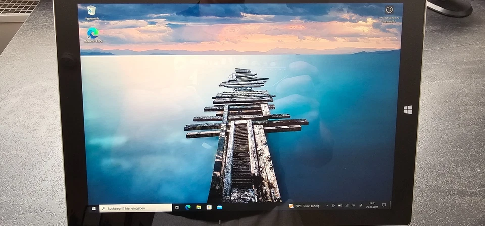 Surface Pro 3 (i3, 4GB, 64GB SSD, Display wie neu) - Bild 2 von 4