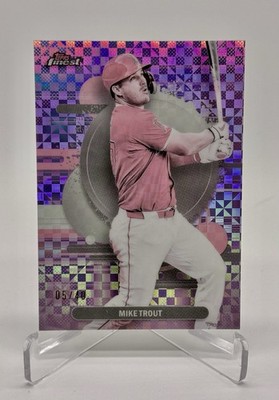 2025 Topps Finest Uncommon Mike Trout Pearl Checkerboard Refractor /40 #131
