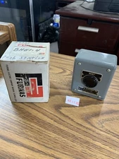 Furnas Electric BHG 1-4 Push Station