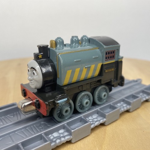 Thomas the Tank Engine Take and Play Engine PORTER - Picture 1 of 8