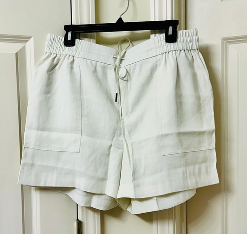 Kersh Ladies' Adjustable Waist Short - Picture 2 of 7