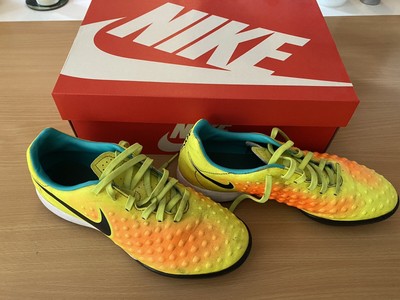 Nike Astro Turf Football Boots Size 7 | eBay