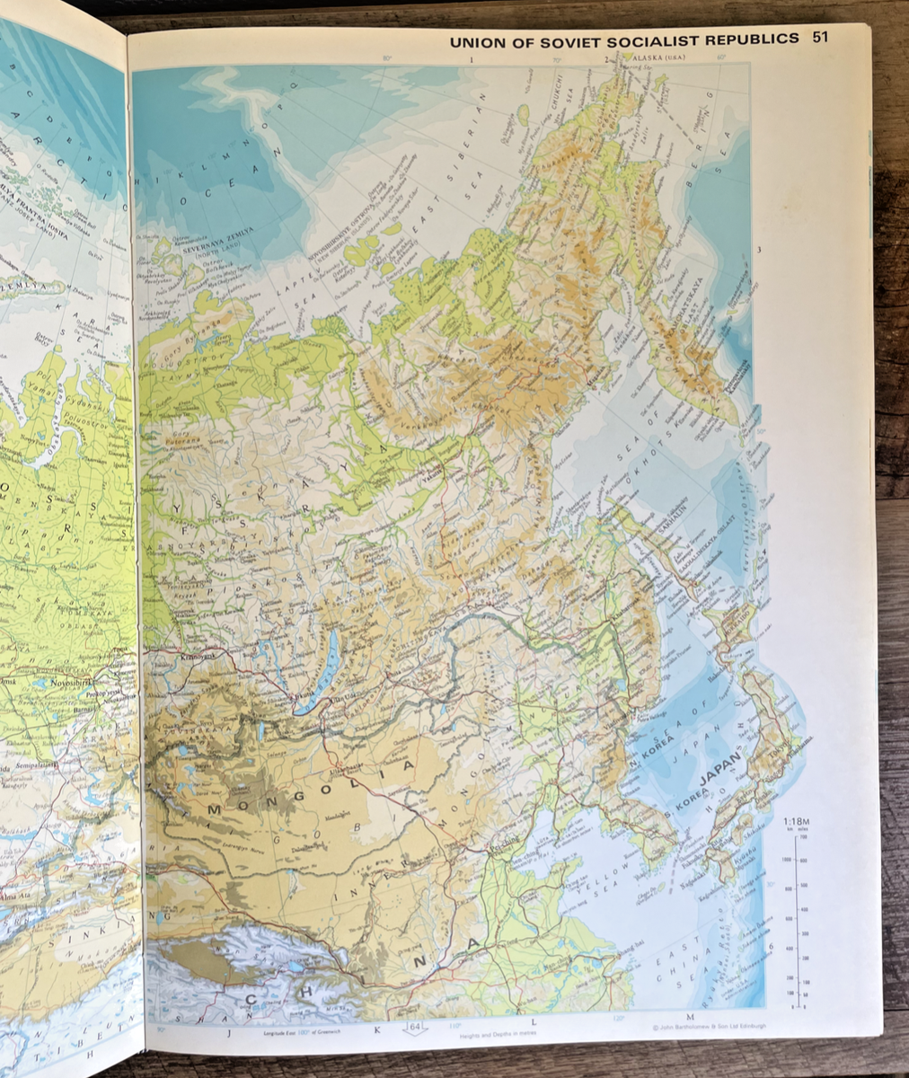 The New York Times Atlas of the World (1972, Quadrangle