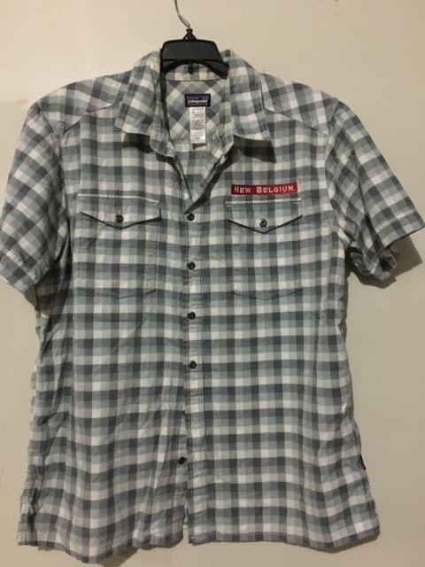 Patagonia Size L 100% Organic Cotton Men Plaid Check Button