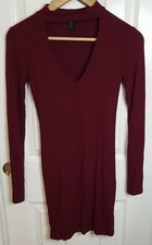 Forever 21 Women's Red Ribbed Keyhole Neckline Long Sleeve Dress Size S