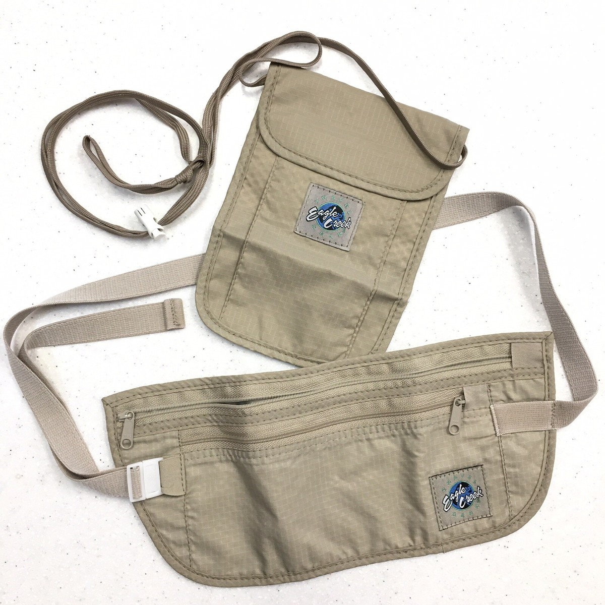 Eagle Creek Travel Gear Undercover Neck Wallet Organizer Money