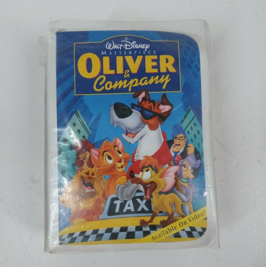 Vtg 1996 New Walt Disney Masterpiece Oliver &amp; Company #4 Dodger McDonald's Toy
