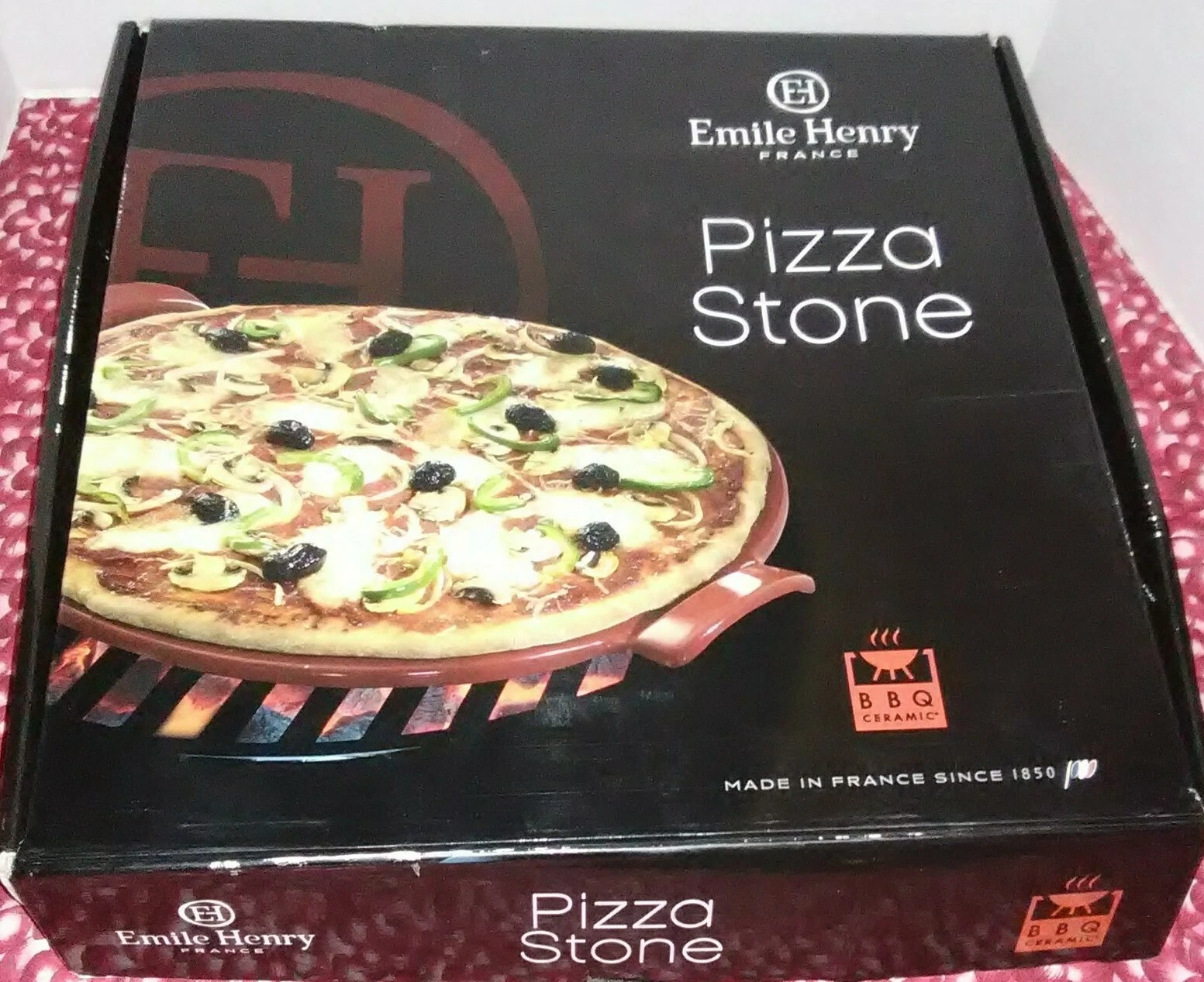 Emile Henry Pizza Stone Round 14.5", Charcoal