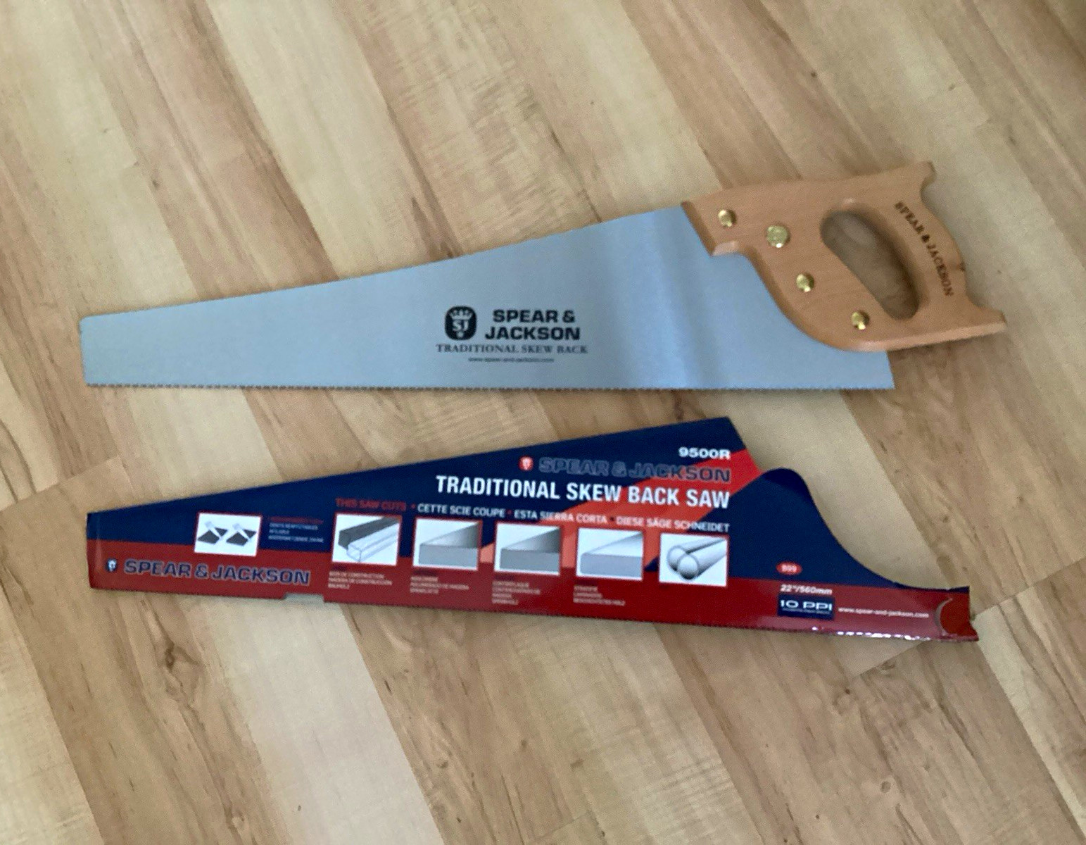 Spear & Jackson 9500R Traditional Skew Back Hand Saw 22in/560mm 10 TPI
