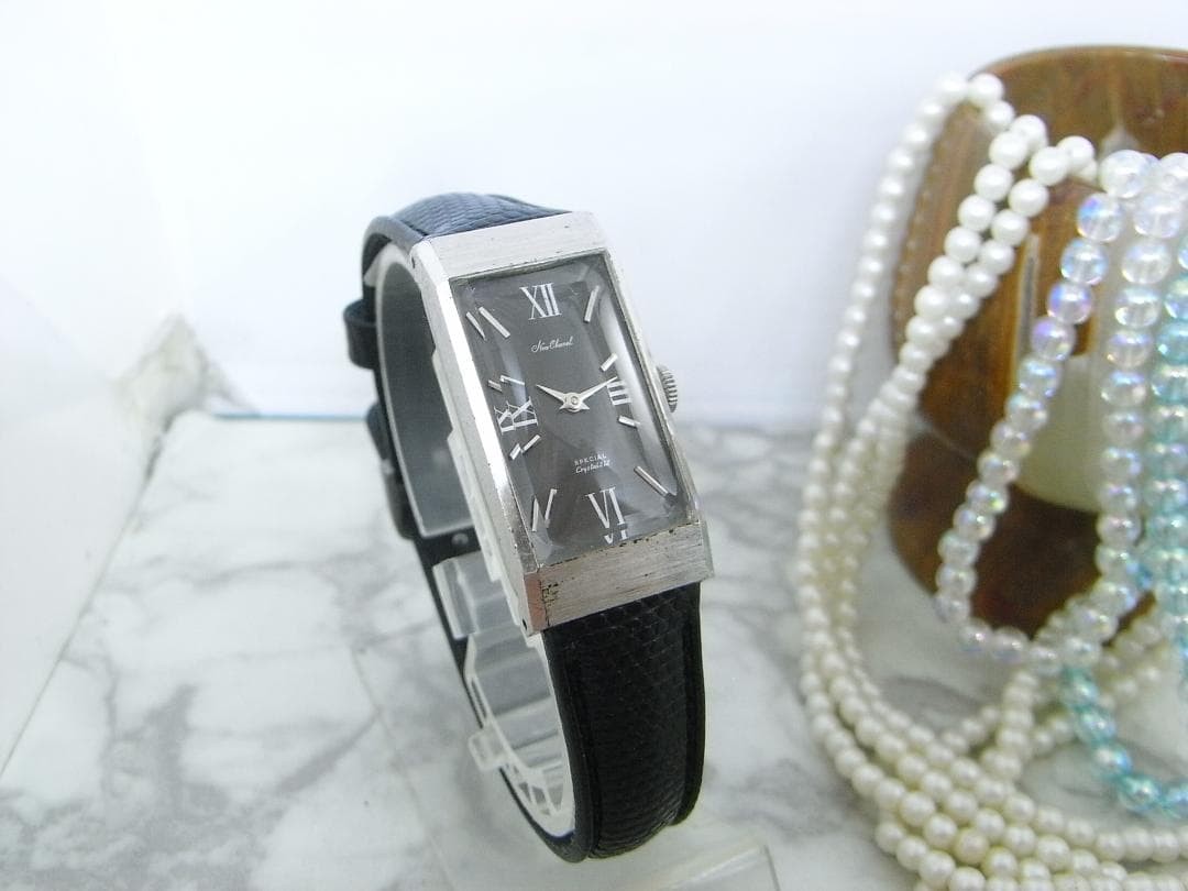 Orient Vintage Rectangular Manual Wind Ladies Wat… - image 4