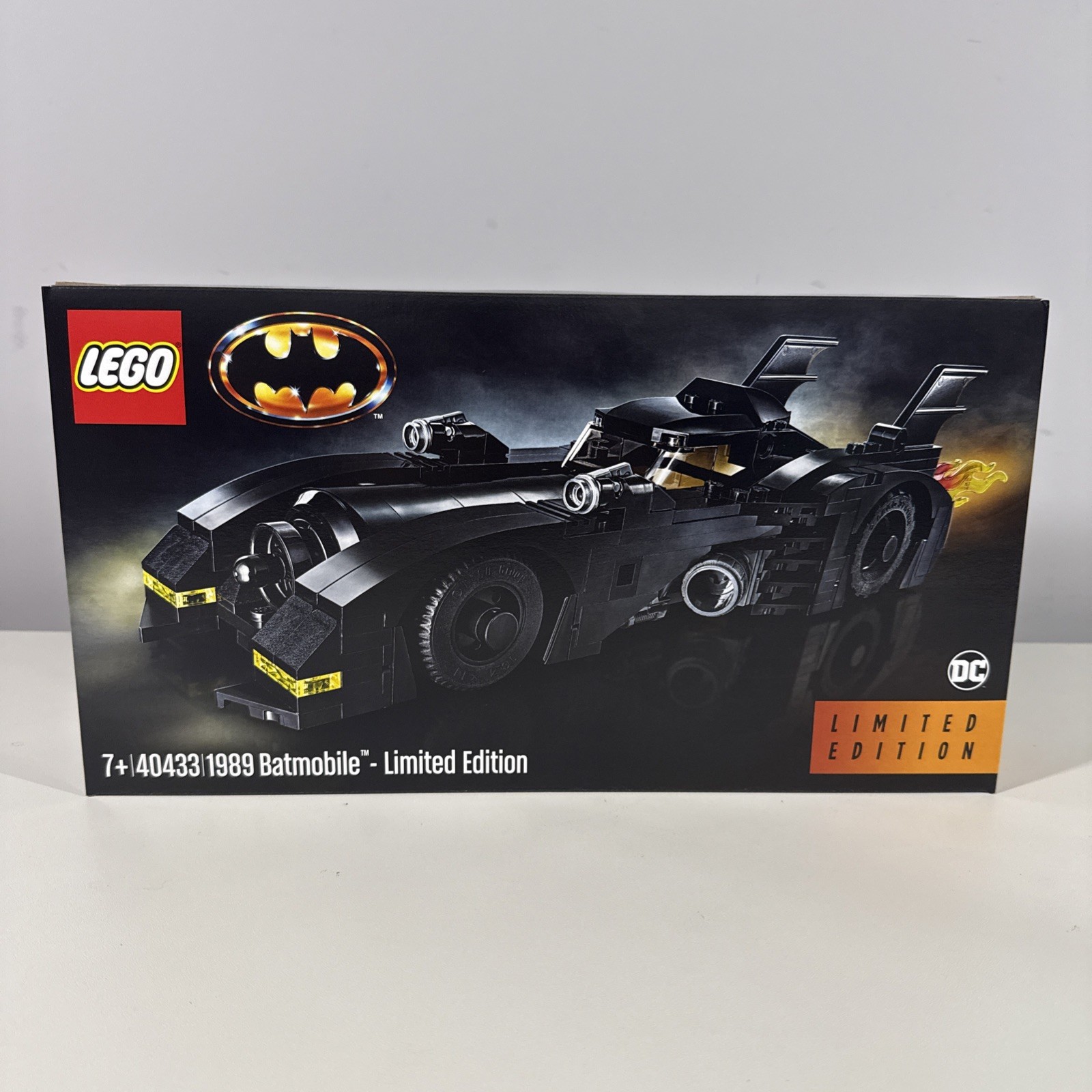 LEGO Dc Comics Super Heroes: 1989 Batmobile-Limited Edition (40433)