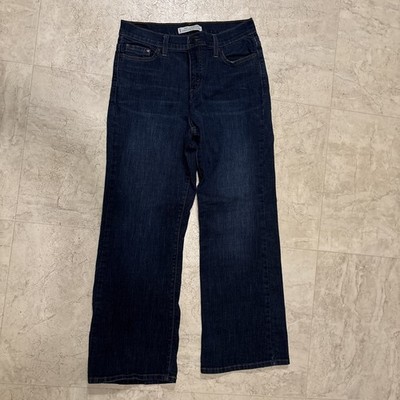 Women s  Perfectly Slimming Boot Cut 512 Levi Jeans Size 12M