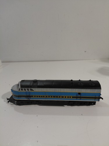 AHM HO Gauge Model Railroad Baltimore & Ohio FM Diesel Engine - Picture 3 of 8