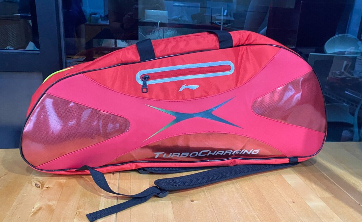 Сумка для бадминтона LI-NING 2 упаковки сумка для ракеток 9 в 1 Волан для ракеток красный ABDC004-2 27790₽