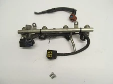 2011 YAMAHA YZFR6 R6 THROTTLE BODY FUEL INJECTOR RAIL PIPE WITH HARNESS