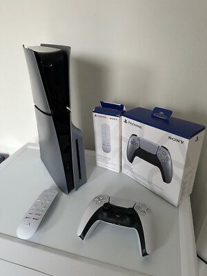 Sony PlayStation 5 PS5 Slim Disc Edition 1TB Konsole Silber 2 Controller Medien