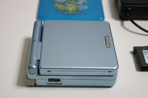 Nintendo Game Boy Advance SP Console Portatile - Argento con Guscio Pokemon e Gioco - Foto 7 di 22