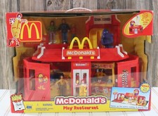 Vintage 2003 McDonalds Play Restaurant Playset Drive Thru  Family Ronald New