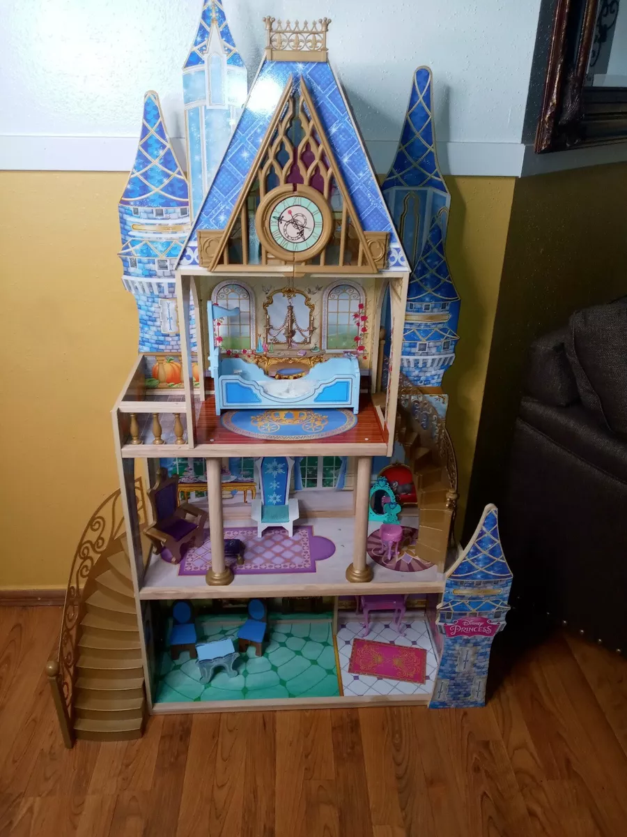 Kidkraft princess cheap castle dollhouse