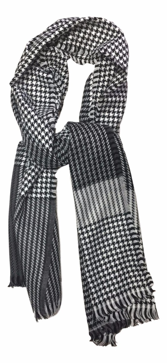 Merona One Size Black White Plaid 24