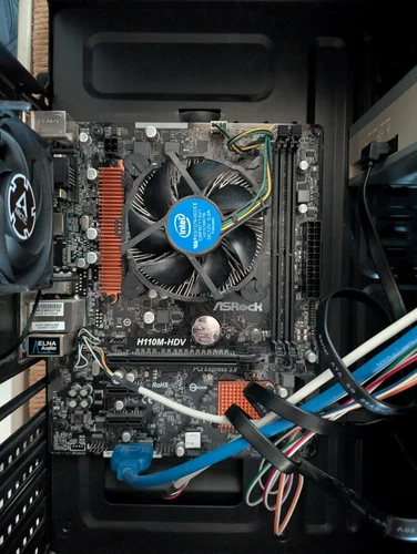 Bundle motherboard ASrock H110M-HDV + CPU Intel i3-7100 + dissipatore CPU Intel