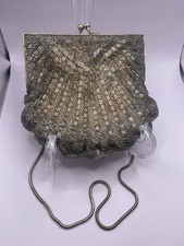 VINTAGE BEADED SHELL SHAPED SILVER EVENING PURSE W/ KISSLOCK CLOSURE