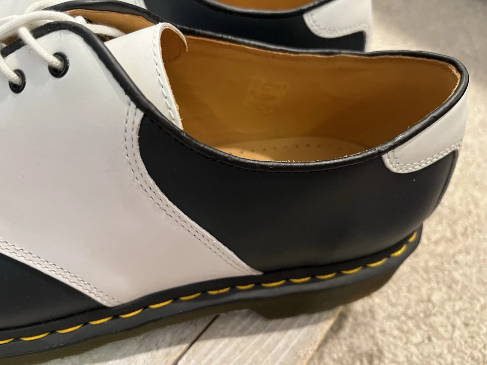 Zapatos Dr Doc Martens Rafi Saddle blancos con cuero azul marino para hombre 14 informales raros Foto 3 de 4