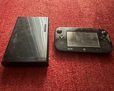Nintendo Wii U Konsole 32GB Schwarz + GamePad Controller PAL Funktion: Unbekannt