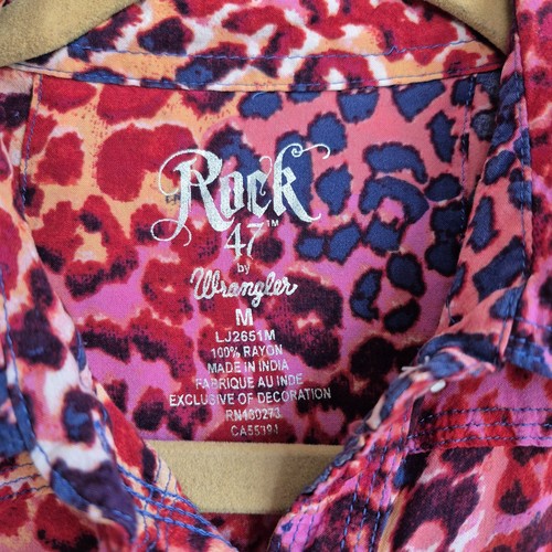 Wrangler Rock 47 Damen Medium Button Down Shirt Strass Druckknopf Pink - Bild 2 von 6