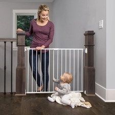 Regalo Extra Wide 2-in-1 Baby Safety Gate, Stairway Hallway, 24-40.5 in, Pets