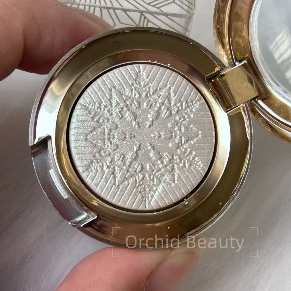 MAC Extra Dimension Eyeshadow~Frostwinked~Full Size~Limited edition RARE~New - Image 2 of 4