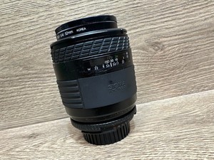Sigma UC 70-210mm Zoom Lens f/4-5.6 Auto Focus for Nikon Digital SLR Cameras