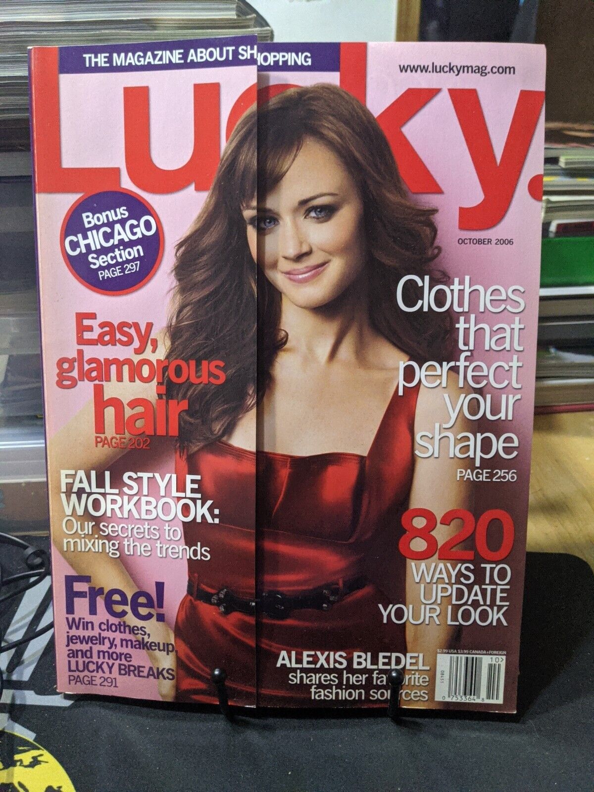 Lucky Oct 2006 Alexis Bledel; Great Bags; Glamorous Hair ID:62262 | eBay
