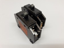 Set of 2 - Westinghouse 15  20 Amp Single Pole Circuit Breakers Quicklag
