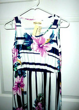 NWT Southern Stitch Navy and White Stripe Floral Sleeveless Maxi Dress Small