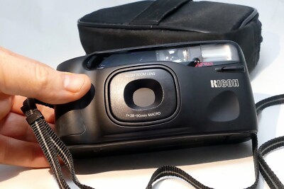Ricoh RZ-900 Camera 38-90mm AF lens with Super Macro (damaged