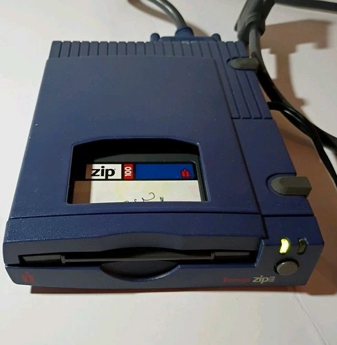 iomega 100MB External Zip Drive (PC/Mac) - (Powers On, Untested Using A PC)