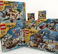 LEGO 6253 Pirates Shipwreck Hideout 6239 6240...